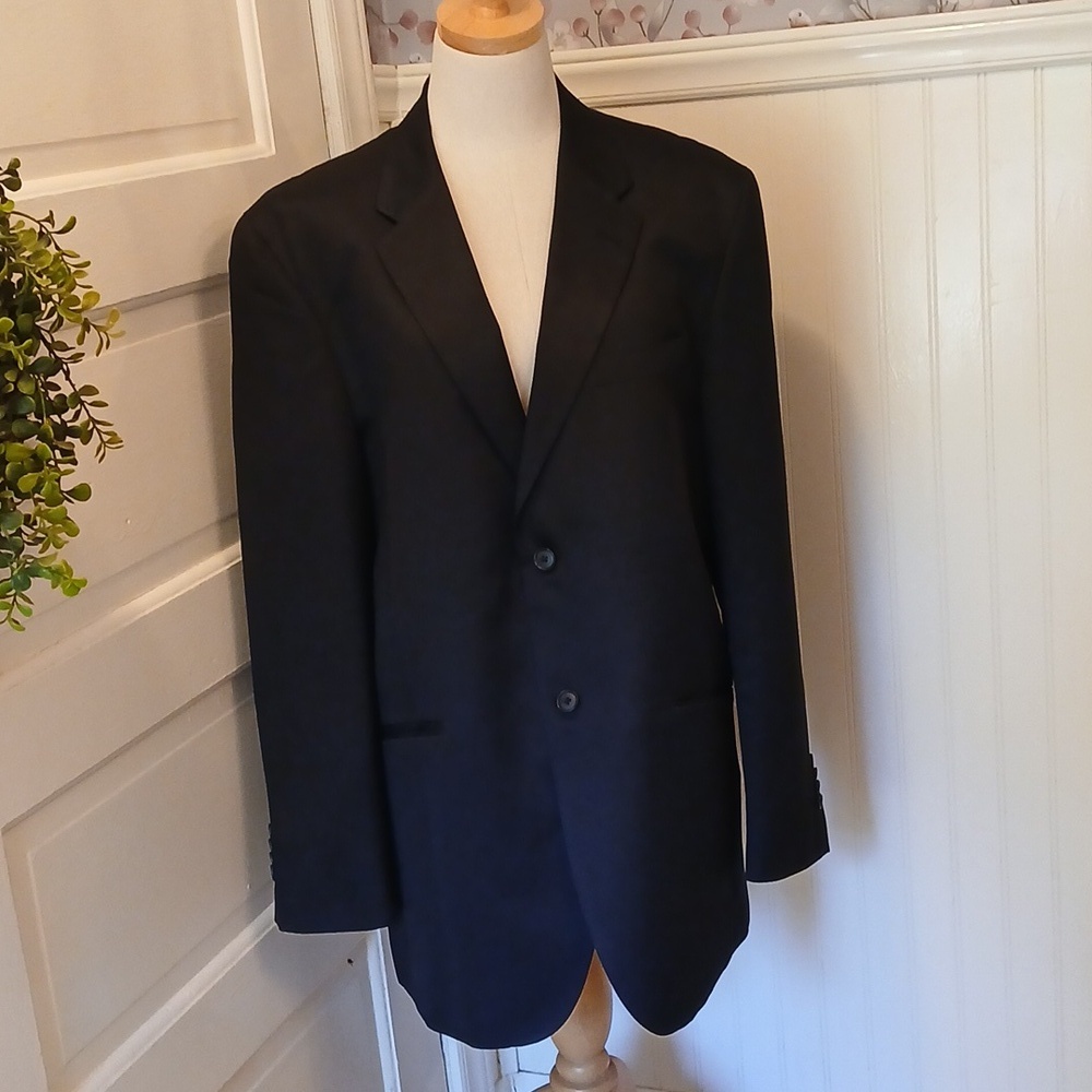 Louis Raphael Elegant Dark Blazer Large